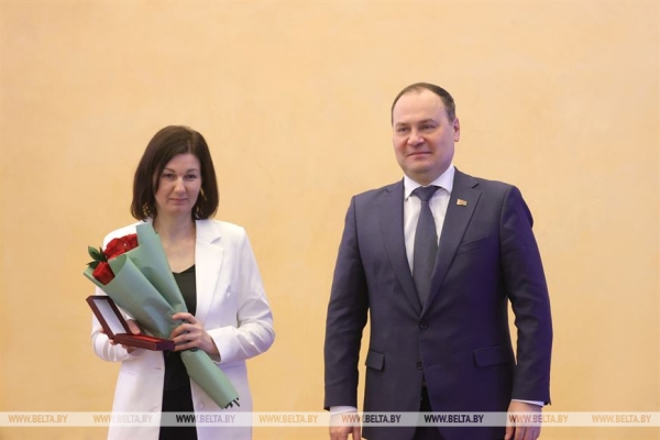"Это люди исключительного трудолюбия и ответственности". Премьер Беларуси вручил госнаграды "Это люди исключительного трудолюбия и ответственности". Премьер Беларуси вручил госнаграды