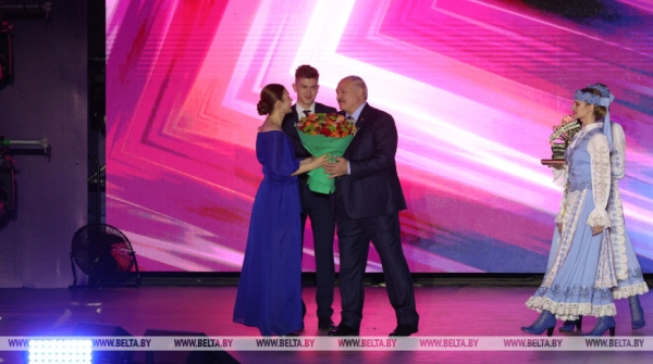 Отчет правительства, подготовка к выборам, выпускной и мятежный "Вагнер". Итоги неординарной недели Президента Отчет правительства, подготовка к выборам, выпускной и мятежный "Вагнер". Итоги неординарной недели Президента