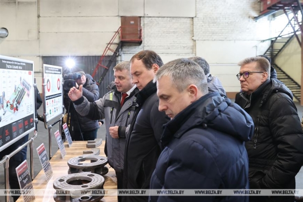 Головченко: ожидаем, что в этом году объем выпуска импортозамещающей продукции составит $29 млрд Головченко: ожидаем, что в этом году объем выпуска импортозамещающей продукции составит $29 млрд