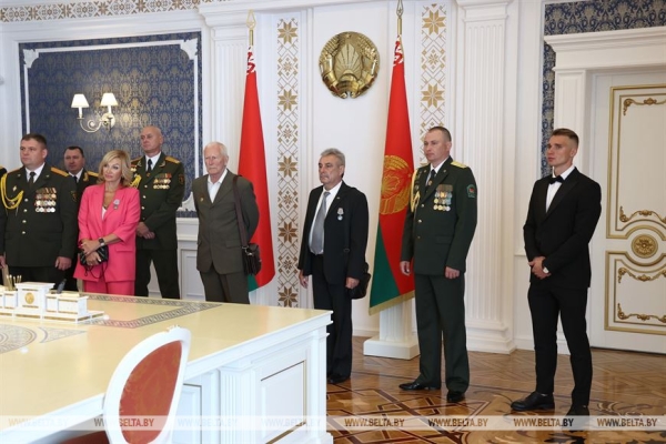 Лукашенко: чем больше личных достижений, тем сильнее наша Беларусь