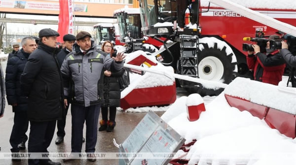 Головченко: ожидаем, что в этом году объем выпуска импортозамещающей продукции составит $29 млрд Головченко: ожидаем, что в этом году объем выпуска импортозамещающей продукции составит $29 млрд