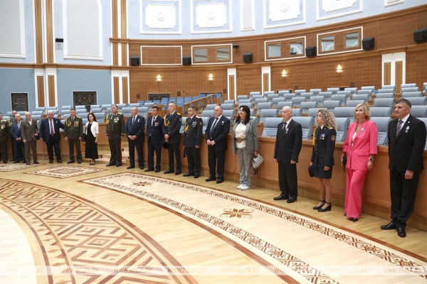 Лукашенко: чем больше личных достижений, тем сильнее наша Беларусь