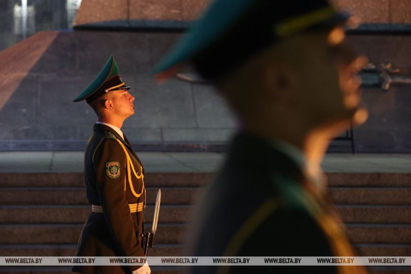 ФОТОРЕПОРТАЖ: 22 июня в Беларуси прошел День всенародной памяти жертв Великой Отечественной войны и геноцида белорусского народа ФОТОРЕПОРТАЖ: 22 июня в Беларуси прошел День всенародной памяти жертв Великой Отечественной войны и геноцида белорусского народа