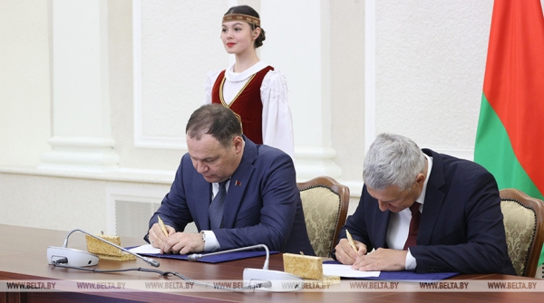 Сумма подписанных контрактов по итогам визита в Карелию составила более $70 млн Сумма подписанных контрактов по итогам визита в Карелию составила более $70 млн