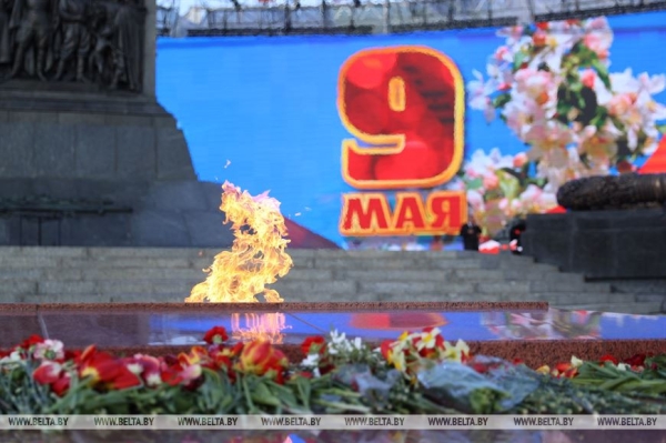 Правда Победы, приглашение на саммит в Нью-Йорк и старый новый праздник. Акценты символичной Недели Президента