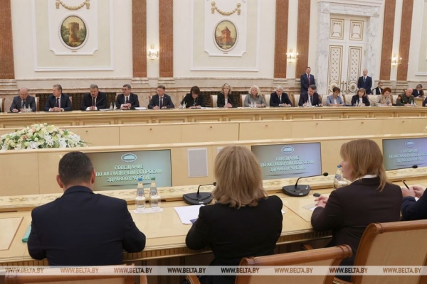 КГК изучил ситуацию в здравоохранении. Лукашенко возмущен результатами мониторинга КГК изучил ситуацию в здравоохранении. Лукашенко возмущен результатами мониторинга