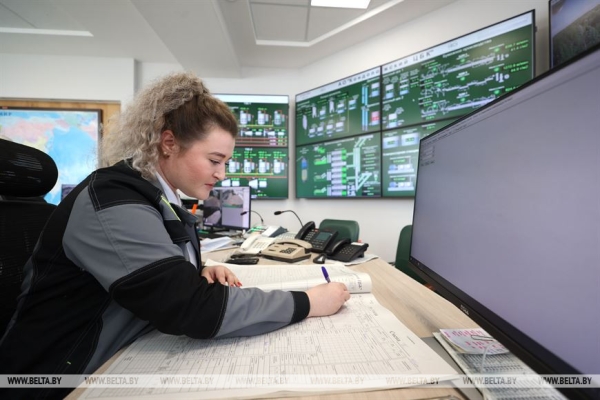 Сумма контрактов по итогам визита Головченко в Карелию и Мурманск составила около $100 млн Сумма контрактов по итогам визита Головченко в Карелию и Мурманск составила около $100 млн
