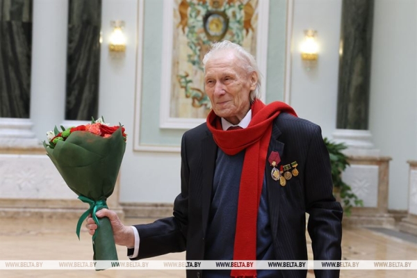 Праздник труда, секретное совещание Лукашенко с силовиками и боевое задание. Итоги знаковой недели Президента