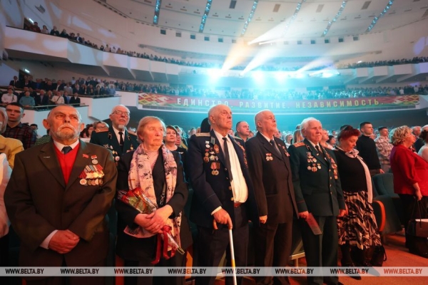 Головченко: настоящие герои войны - труженики тыла, ставшие лучшим примером для нынешнего поколения Головченко: настоящие герои войны - труженики тыла, ставшие лучшим примером для нынешнего поколения