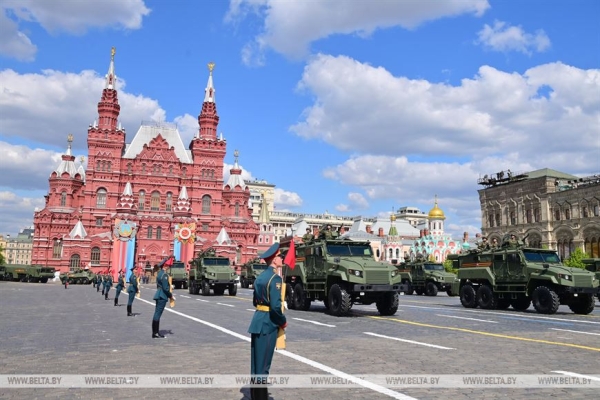 Правда Победы, приглашение на саммит в Нью-Йорк и старый новый праздник. Акценты символичной Недели Президента
