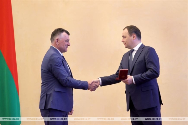 За труд, талант и преданность делу. Головченко вручил госнаграды представителям различных сфер За труд, талант и преданность делу. Головченко вручил госнаграды представителям различных сфер