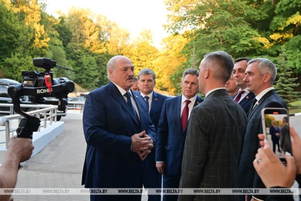 Лукашенко: настоящее искусство фестиваля в Витебске объединяет народы и государства Лукашенко: настоящее искусство фестиваля в Витебске объединяет народы и государства