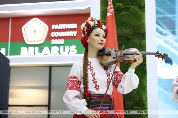 Металлурги России и Беларуси на полях ИННОПРОМа заключили соглашения на 4,6 млрд российских рублей Металлурги России и Беларуси на полях ИННОПРОМа заключили соглашения на 4,6 млрд российских рублей