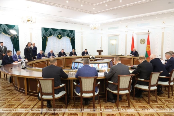 Лукашенко: страда - это наш продовольственный фронт, а на войне побеждает тот, кто лучше подготовлен