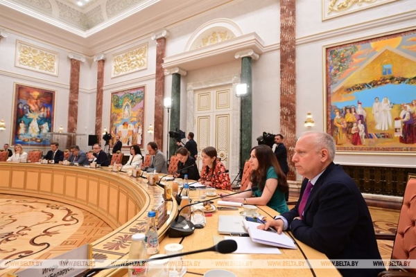 Наивысшая ценность, дело мужественных, дорога в ШОС и сенсации для мировых СМИ. Подробности бомбической недели Президента Наивысшая ценность, дело мужественных, дорога в ШОС и сенсации для мировых СМИ. Подробности бомбической недели Президента