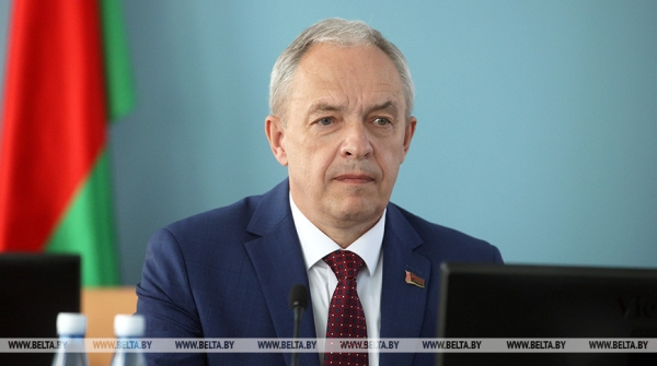 Сергеенко о работе с молодежью: главное - слышать, помогать, вовремя реагировать на инициативы Сергеенко о работе с молодежью: главное - слышать, помогать, вовремя реагировать на инициативы