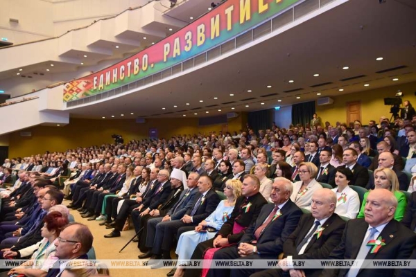 Лукашенко раскрыл все карты: правда о "Вагнере", ядерная бомба и битва за мир. Итоги сенсационной недели Президента Лукашенко раскрыл все карты: правда о "Вагнере", ядерная бомба и битва за мир. Итоги сенсационной недели Президента