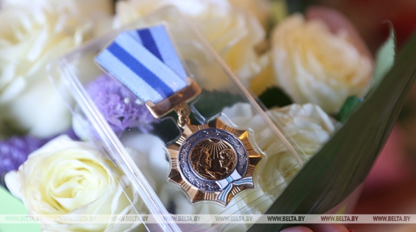 Орденом Матери награждены 119 жительниц Витебской, Гомельской, Гродненской, Минской и Могилевской областей Орденом Матери награждены 119 жительниц Витебской, Гомельской, Гродненской, Минской и Могилевской областей