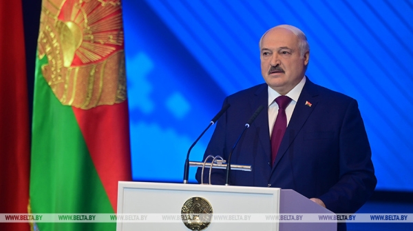 Лукашенко раскрыл все карты: правда о "Вагнере", ядерная бомба и битва за мир. Итоги сенсационной недели Президента Лукашенко раскрыл все карты: правда о "Вагнере", ядерная бомба и битва за мир. Итоги сенсационной недели Президента