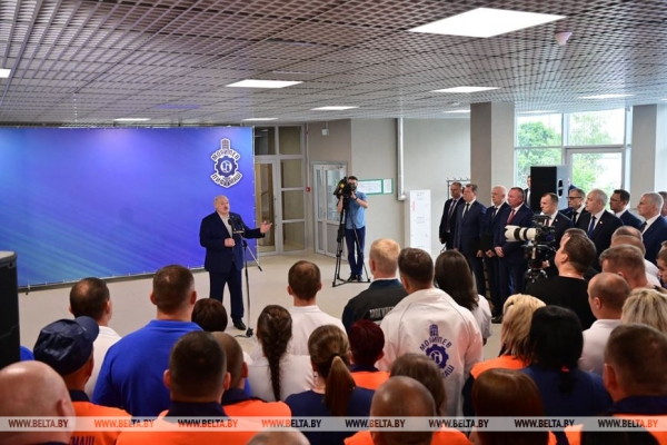 Окно возможностей, большое молоко, эксперименты на полях и спасенный базар. Итоги фестивальной недели Президента