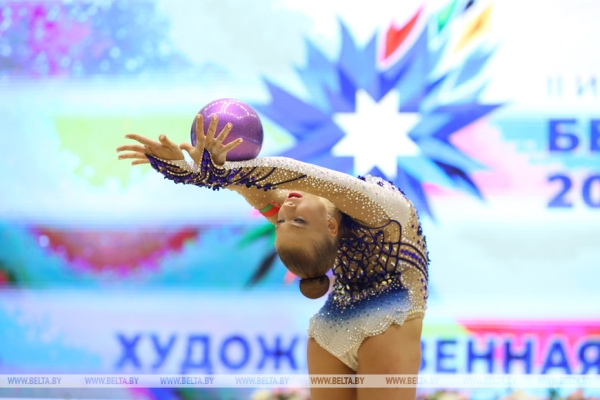 "Здесь красота, талант и сила". Первыми в борьбу за медали Игр вступили гимнастки "Здесь красота, талант и сила". Первыми в борьбу за медали Игр вступили гимнастки