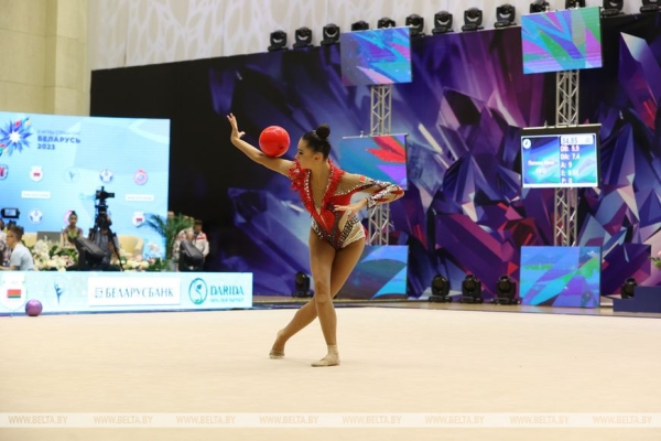 "Здесь красота, талант и сила". Первыми в борьбу за медали Игр вступили гимнастки "Здесь красота, талант и сила". Первыми в борьбу за медали Игр вступили гимнастки