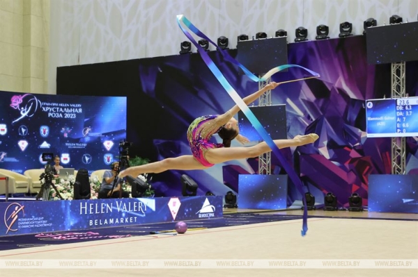 "Здесь красота, талант и сила". Первыми в борьбу за медали Игр вступили гимнастки "Здесь красота, талант и сила". Первыми в борьбу за медали Игр вступили гимнастки