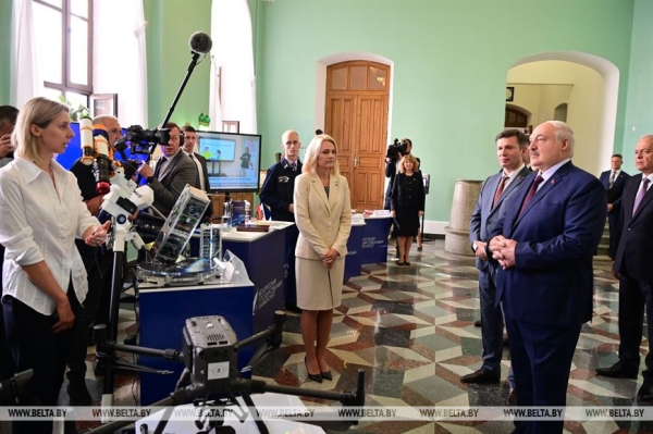 Белорусские Нидерланды, лесной домик, защита Короля и будущее "Вагнера". Итоги мотивационной Недели Президента Белорусские Нидерланды, лесной домик, защита Короля и будущее "Вагнера". Итоги мотивационной Недели Президента