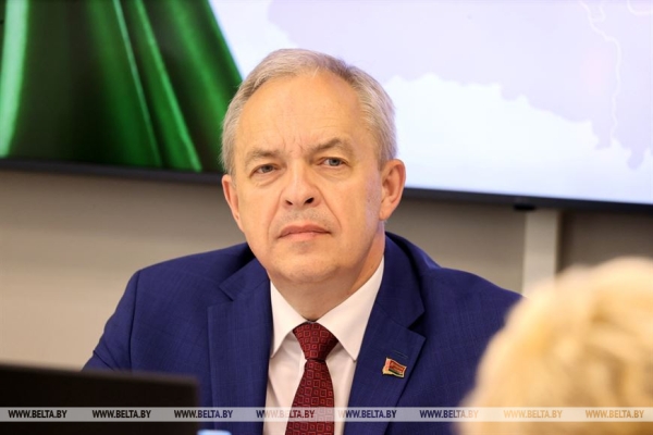 Устный экзамен или ЦЭ? Сергеенко в Витебске обсудил с педагогами вопросы образования Устный экзамен или ЦЭ? Сергеенко в Витебске обсудил с педагогами вопросы образования