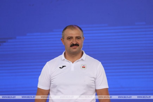 Президент НОК вручил Борисовскому райисполкому Br100 тыс. на развитие физической культуры и спорта Президент НОК вручил Борисовскому райисполкому Br100 тыс. на развитие физической культуры и спорта