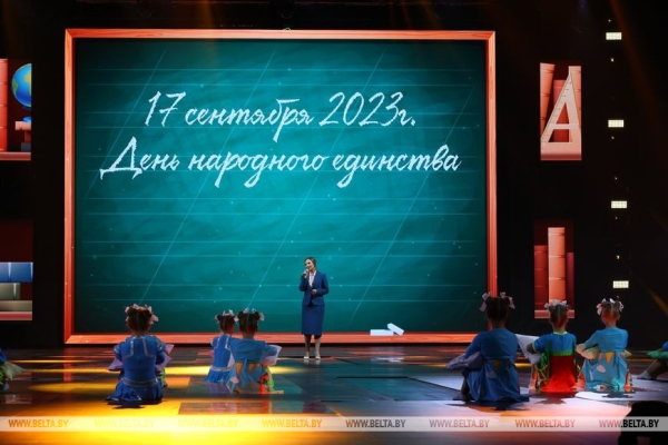 Народное единство, переговоры с Путиным, турецкое плечо и финишная прямая для депутатов. Главные итоги недели Президента Народное единство, переговоры с Путиным, турецкое плечо и финишная прямая для депутатов. Главные итоги недели Президента