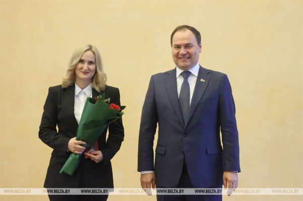 "Государственная награда - это символ доверия". Премьер-министр Беларуси вручил госнаграды "Государственная награда - это символ доверия". Премьер-министр Беларуси вручил госнаграды