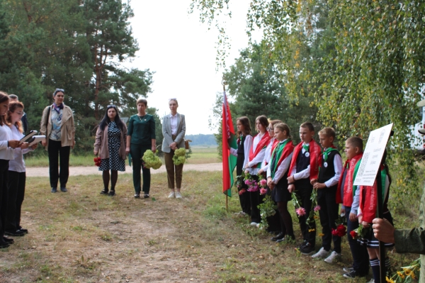 Чтобы помнили. На месте сожженной в годы войны деревни Добрица установлен памятный цифровой знак с QR-кодом