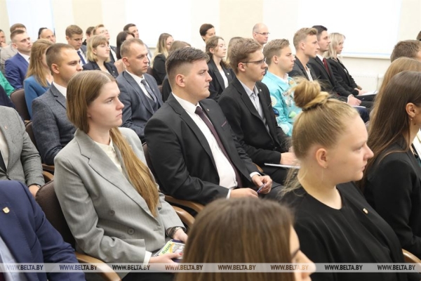 Сергеенко: Брестская область эффективно работает со своим кадровым резервом Сергеенко: Брестская область эффективно работает со своим кадровым резервом