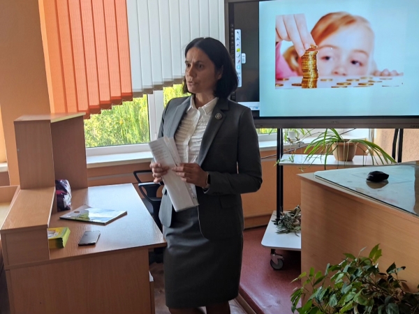 Урок налоговой грамотности провели для учащихся гимназии №1 сотрудники налоговой службы Урок налоговой грамотности провели для учащихся гимназии №1 сотрудники налоговой службы