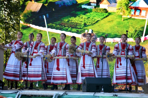 В агрогородке Горки отпраздновали районные «Дожинки»