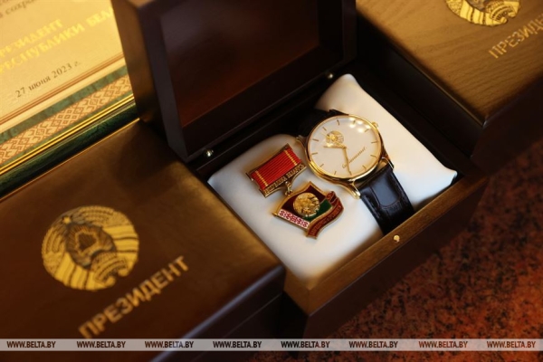 "Государственная награда - это символ доверия". Премьер-министр Беларуси вручил госнаграды "Государственная награда - это символ доверия". Премьер-министр Беларуси вручил госнаграды