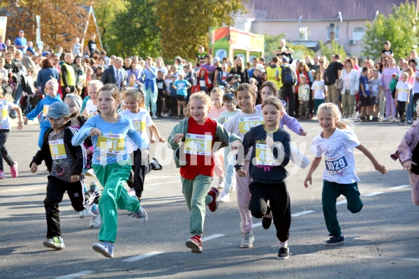 Юные спортсмены пробежали 500-ку! Фоторепортаж с «Языльской десятки» Юные спортсмены пробежали 500-ку! Фоторепортаж с «Языльской десятки»