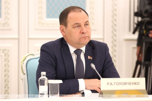 Головченко передал Токаеву приглашение Президента Беларуси посетить республику с официальным визитом Головченко передал Токаеву приглашение Президента Беларуси посетить республику с официальным визитом