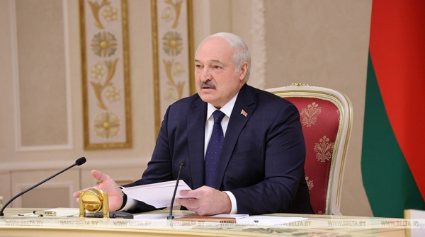 Самолеты и железная дорога. Лукашенко и Путин обсудили реализацию двух больших проектов Самолеты и железная дорога. Лукашенко и Путин обсудили реализацию двух больших проектов