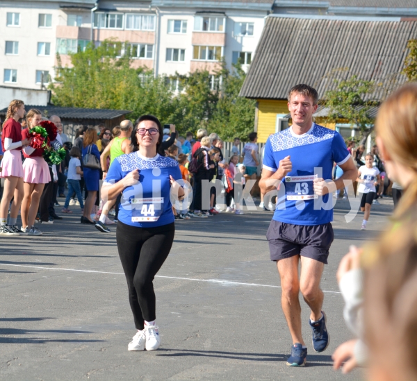 Корпоративный забег «Языльской десятки» — самый зрелищный на фестивале Корпоративный забег «Языльской десятки» — самый зрелищный на фестивале