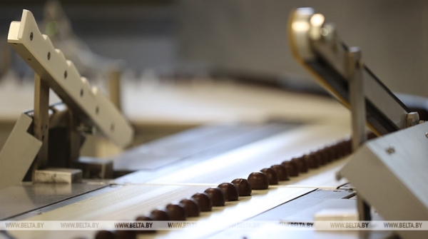 "Это достояние народа!" Лукашенко спас это предприятие от прихватизации и теперь оно не хуже западных "Это достояние народа!" Лукашенко спас это предприятие от прихватизации и теперь оно не хуже западных