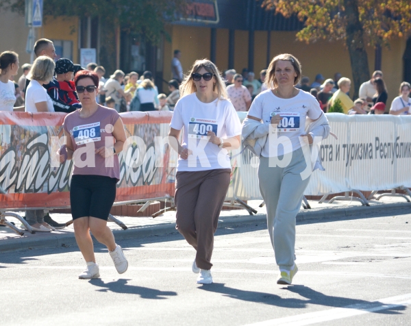 Корпоративный забег «Языльской десятки» — самый зрелищный на фестивале Корпоративный забег «Языльской десятки» — самый зрелищный на фестивале