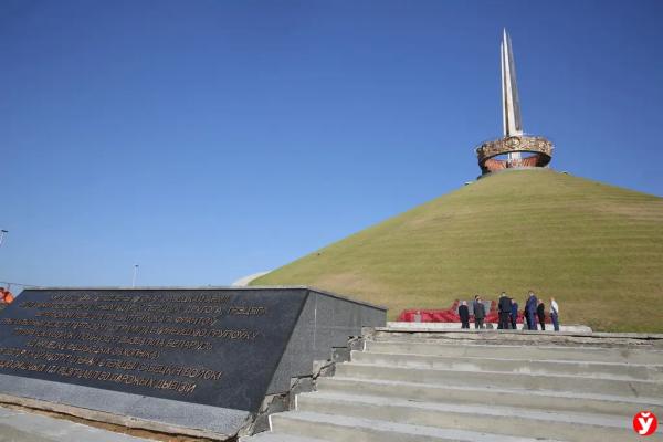 К 1 июня все работы будут завершены — Турчин о реконструкции Кургана Славы К 1 июня все работы будут завершены — Турчин о реконструкции Кургана Славы