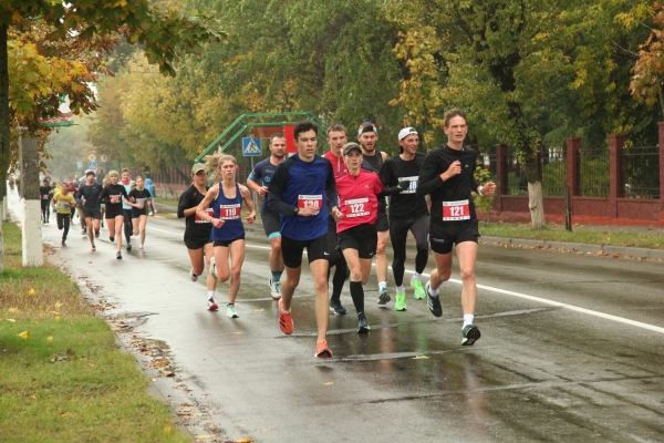 Бегут все! В субботу в Старых Дорогах пройдет фестиваль бега «Языльская десятка» Бегут все! В субботу в Старых Дорогах пройдет фестиваль бега «Языльская десятка»