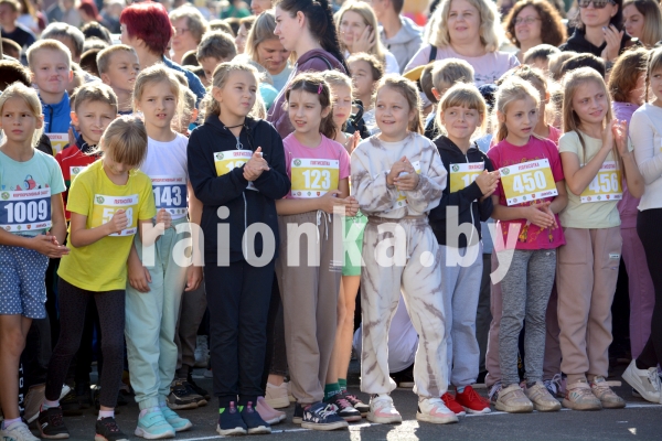 Юные спортсмены пробежали 500-ку! Фоторепортаж с «Языльской десятки» Юные спортсмены пробежали 500-ку! Фоторепортаж с «Языльской десятки»