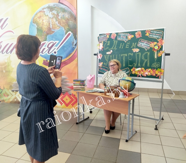 В Старых Дорогах прошел концерт, посвященный Дню учителя В Старых Дорогах прошел концерт, посвященный Дню учителя