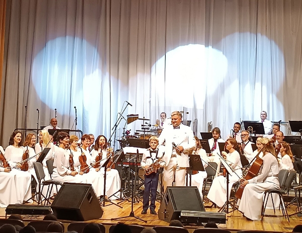 Стародорожанин Богдан Мамотюк победил в Международном конкурсе и выступил вместе с оркестром имени Финберга Стародорожанин Богдан Мамотюк победил в Международном конкурсе и выступил вместе с оркестром имени Финберга