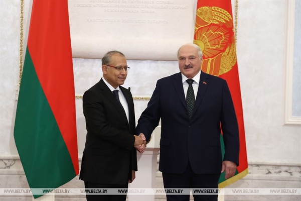 Новые гранд-проекты с Россией, контроль над дронами и образ "деревни будущего". События и итоги недели Президента