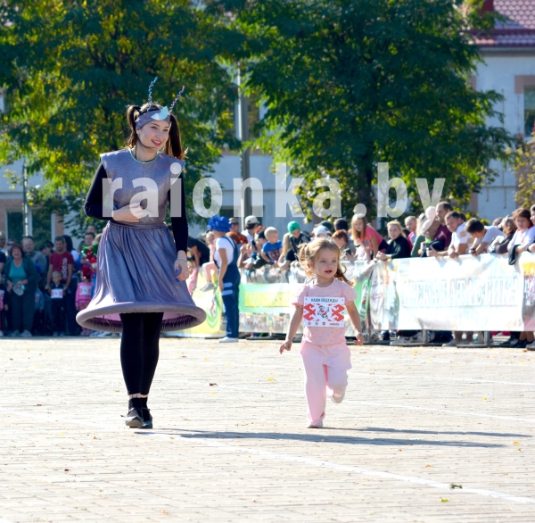 Самые милые забеги фестиваля «Языльская десятка» — старты малышей Самые милые забеги фестиваля «Языльская десятка» — старты малышей